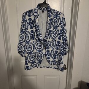 SHEIN Blue and White Floral Blazer